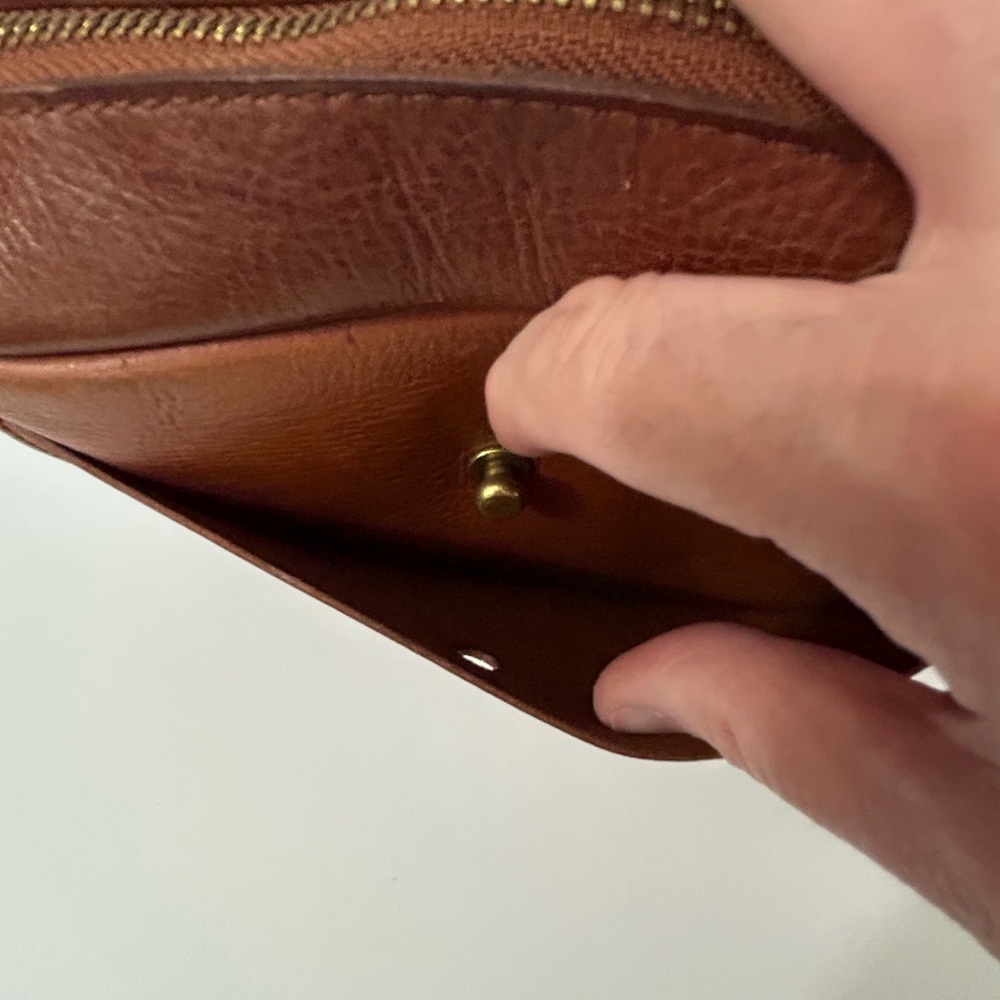 Madewell - Large Transport Camera Bag - Picture 11 of 13